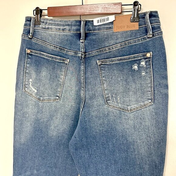 *NEW* Judy Blue Slim Jeans - Picture 4 of 12